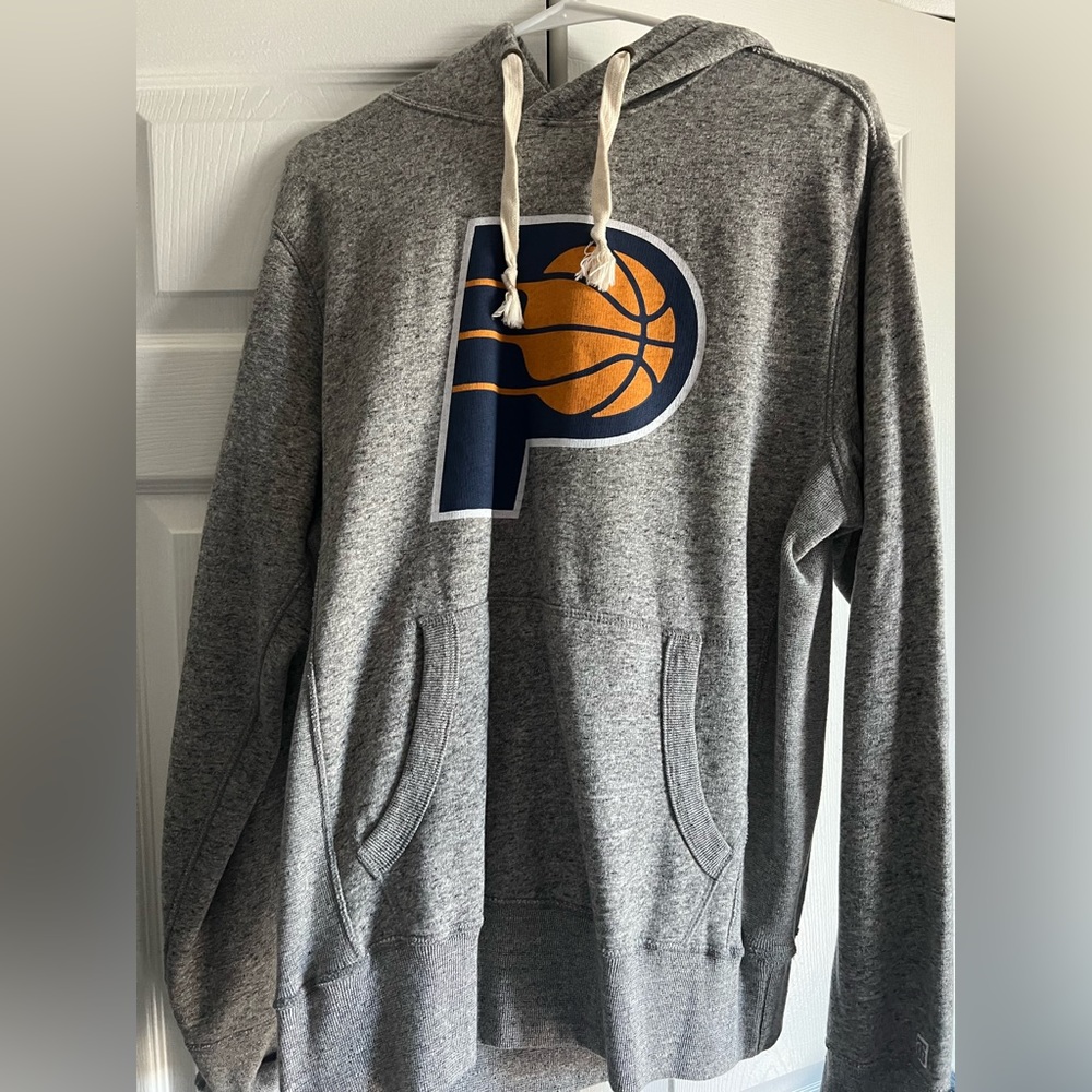 Indiana Pacers hoodie | medium